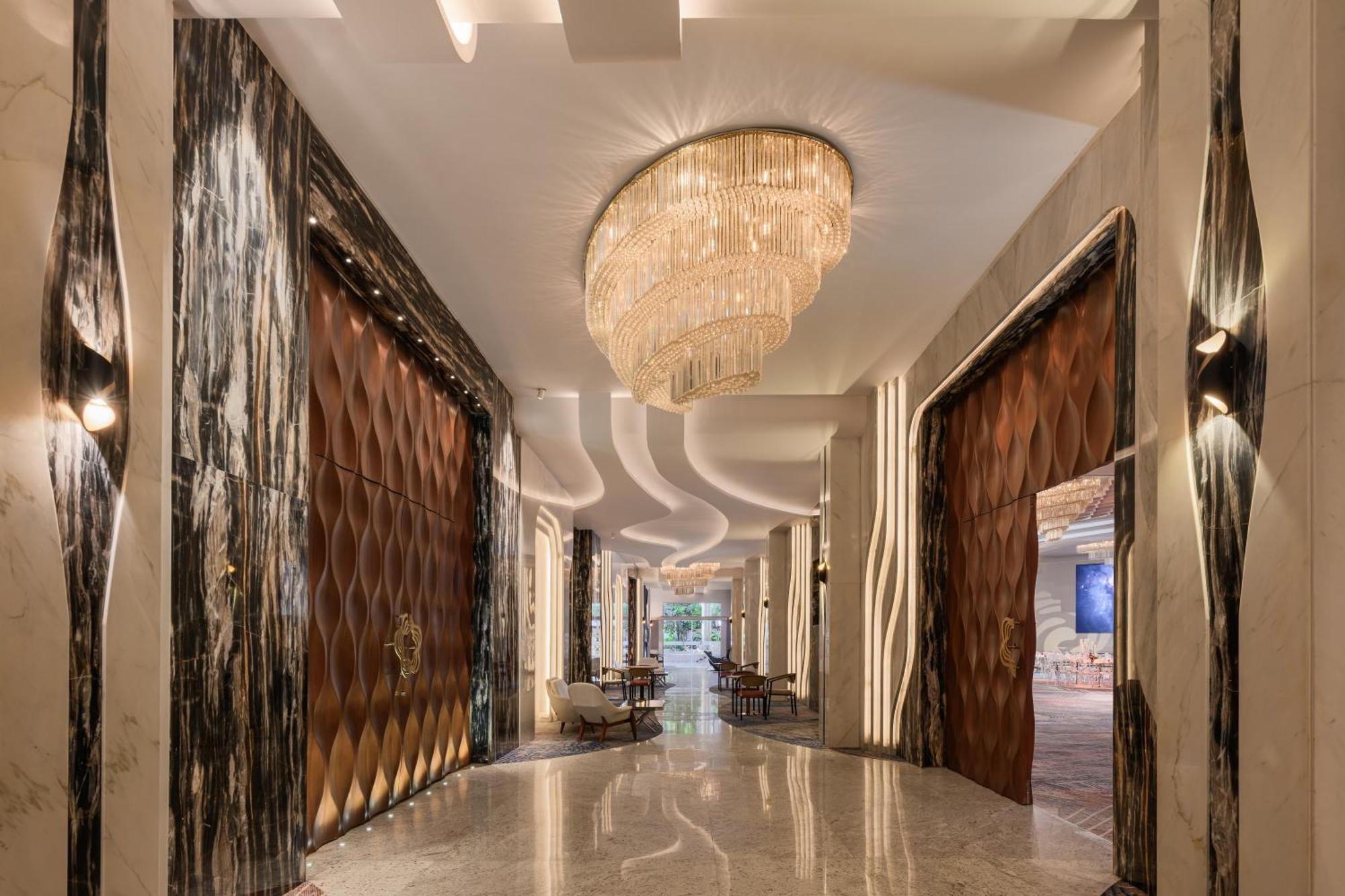 Mirage Hotel & Conference Center Alessandria Esterno foto The lobby of the hotel